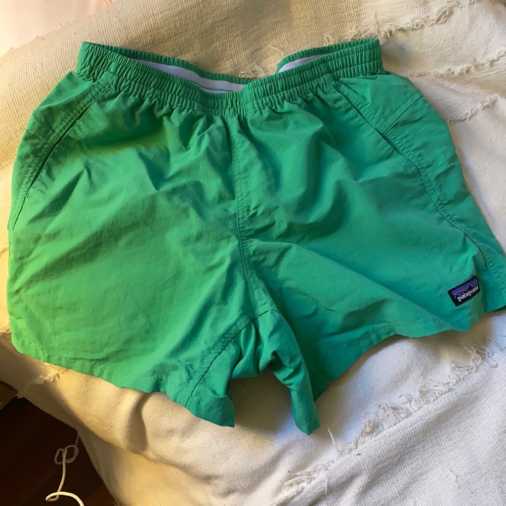 Women’s Green Patagonia Baggies size small